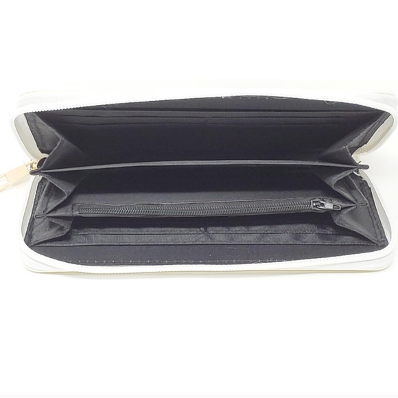 3/$15 ADD TO BUNDLE New 100 Dollar Wallet - Picture 2 of 3